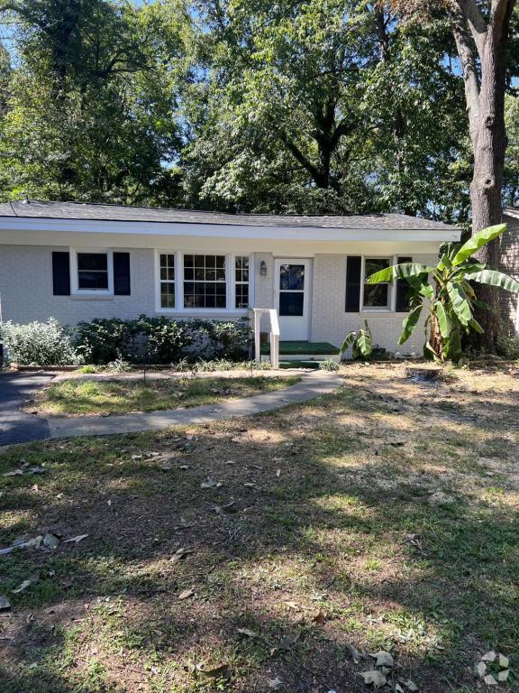 Villaggio Houses under 2,000 Greenville, SC 1 Homes