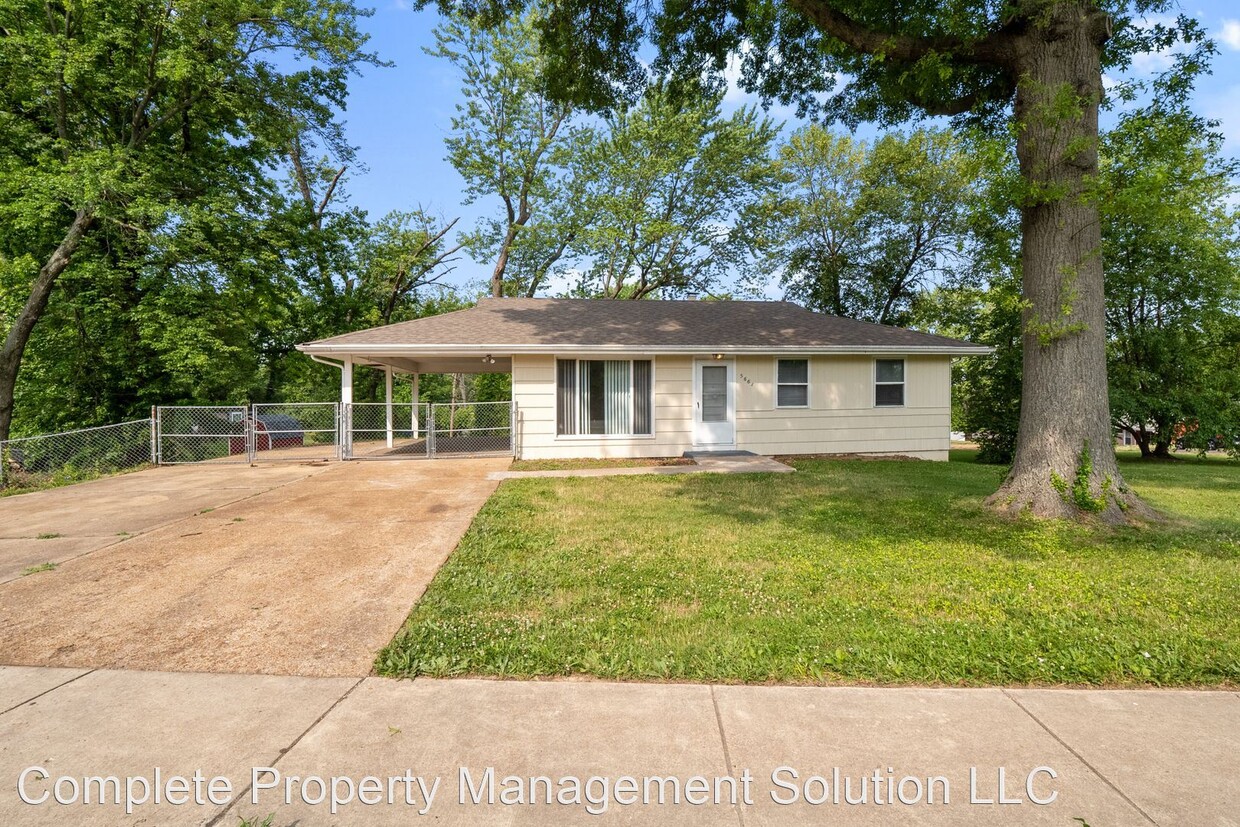 5661 Bermuda Dr, St. Louis, MO 63121 - House Rental in St. Louis, MO |  Apartments.com