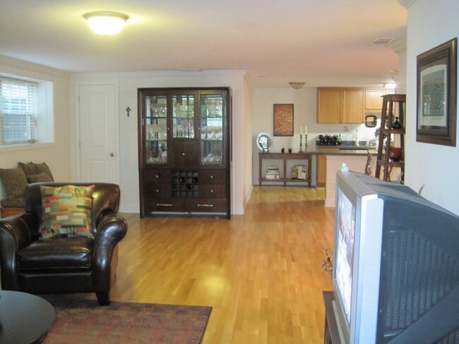 Open living area with plenty of space - 750 Dalrymple Rd