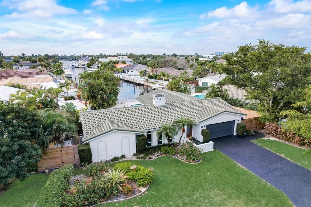 Foto principal - 3811 NE 34th Ave