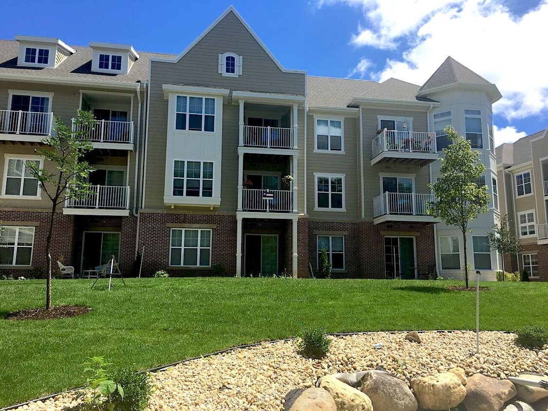 Hartland Riverwalk Apartments 208 E Capitol Dr Hartland, WI