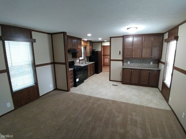 Building Photo - 3 br, 2 bath Mobile Home - 122 Big Chief Dr