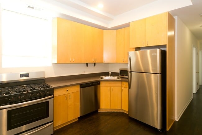 Foto del edificio - 2112 N Campbell Ave