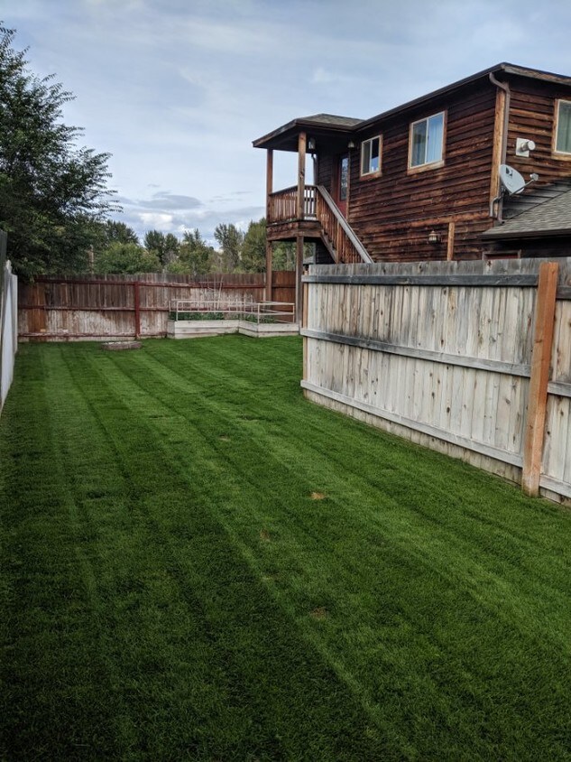 4988 Hugo Way Unit N/A, Lolo, MT 59847 Condo for Rent in Lolo, MT