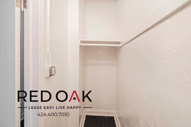 Foto del edificio - 854 S Oxford Ave