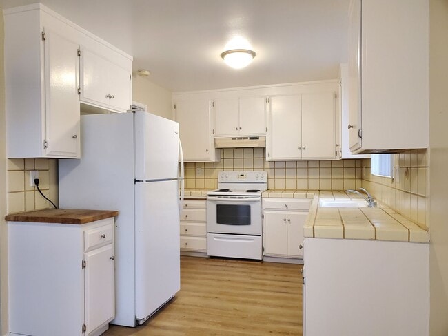 Foto del edificio - El Zuparko5828