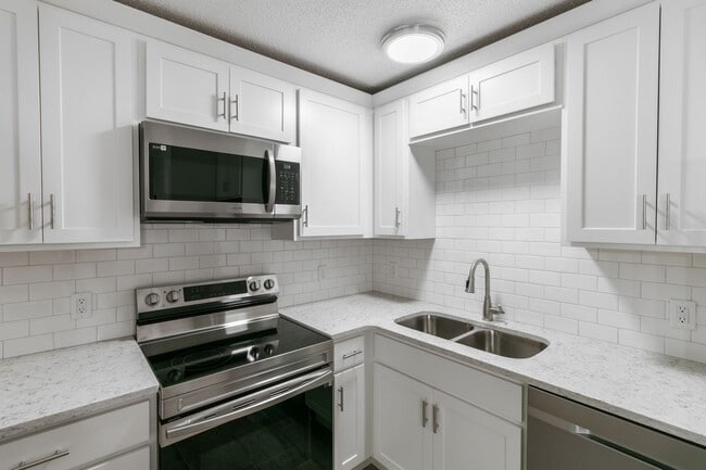 Interior Photo - The Lofts at Sprague (Sprague and Michigan LLC)