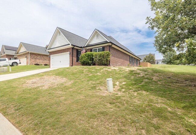 Foto del edificio - 1053 Grove Landing Ln