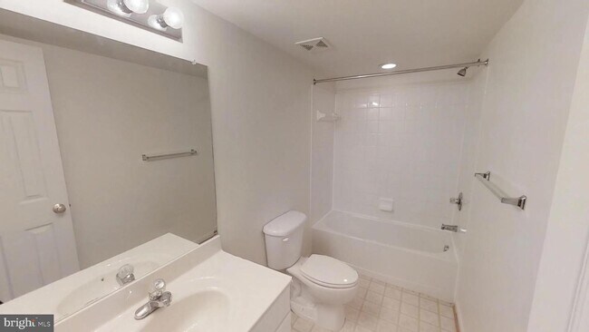 Building Photo - 2137 Callao Ct