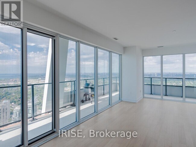 Photo du bâtiment - 30-PH130 Shore Breeze Dr