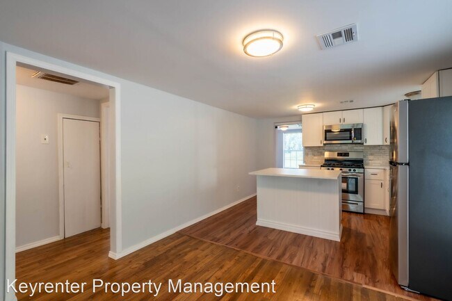 Foto del edificio - 3 br, 1.5 bath House - 2901 E 32nd St N