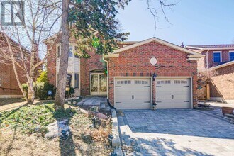 Building Photo - 129 Fincham Ave