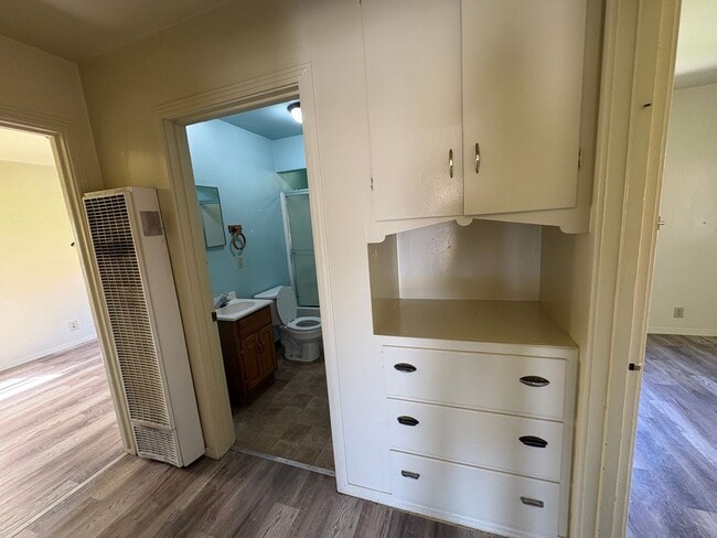 Foto del edificio - 4 Bed 1 Bath Home