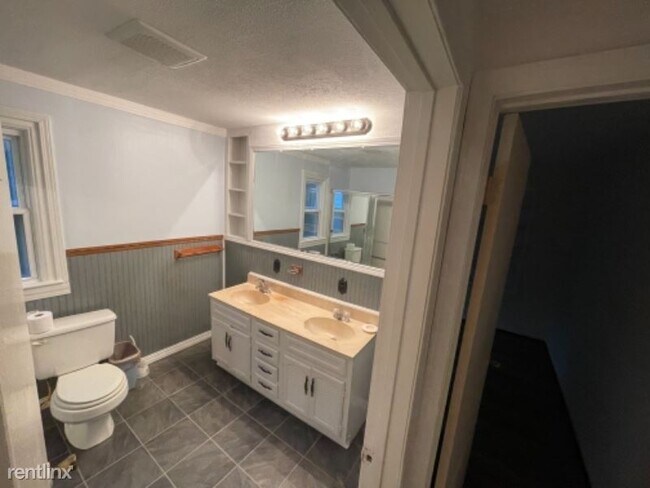 Building Photo - 4 br, 2 bath House - 6520 Southeastern Ave