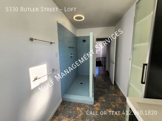 Foto del edificio - 5330 Butler St