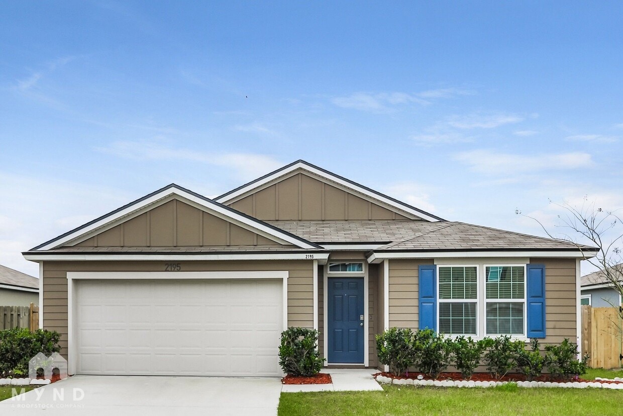 Primary Photo - 2195 Pebble Point Dr