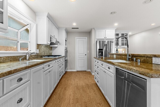 Building Photo - Garden Grove Gem: Your New Home Awaits on ...