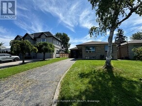 Building Photo - 221 Acton Ave