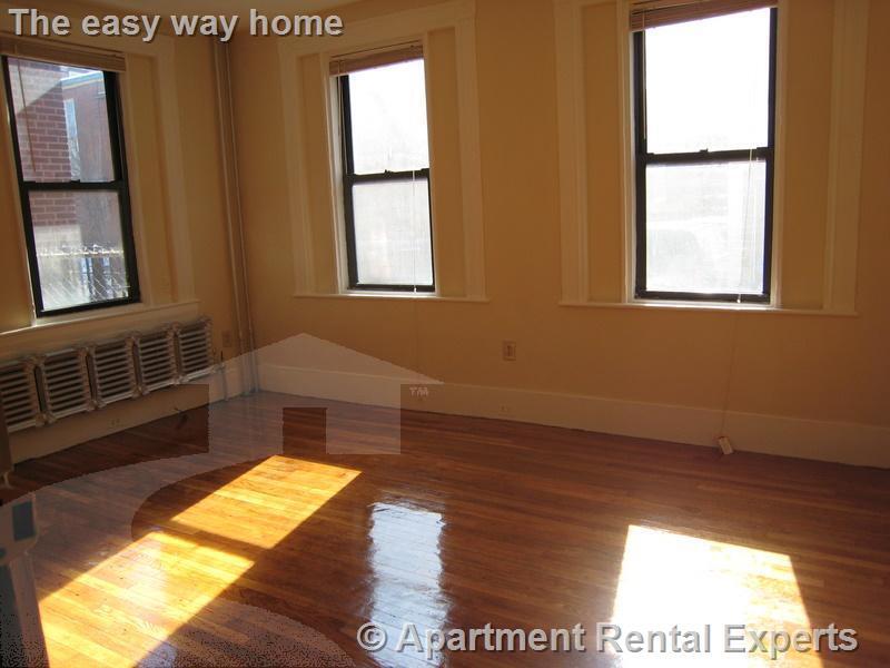 Primary Photo - 52 John F. Kennedy St