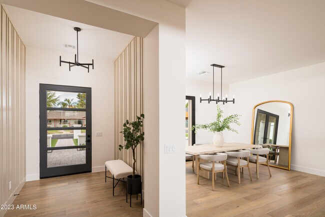 Foto del edificio - 3605 E Highland Ave