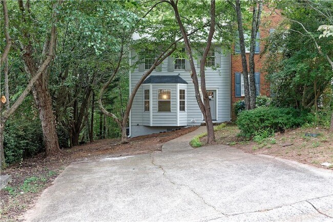 Building Photo - 1697 Cedar Bluff Way