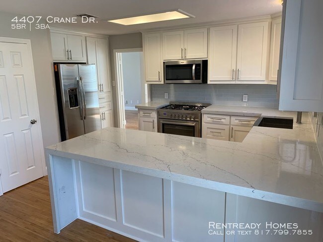 Building Photo - 4407 Crane Dr
