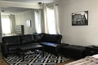 sala de estar - 302 W 45th St