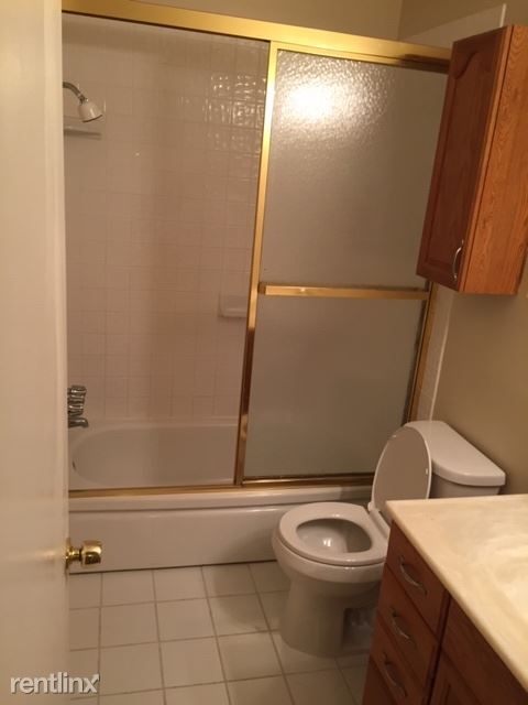 Foto del edificio - 2 br, 1 bath Townhome - 2112 Foxworthy Ave