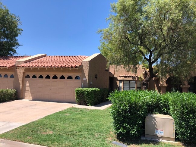 Building Photo - 9144 E Winchcomb Dr