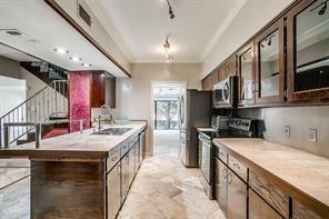 Building Photo - 4211 Clear Lake Cir