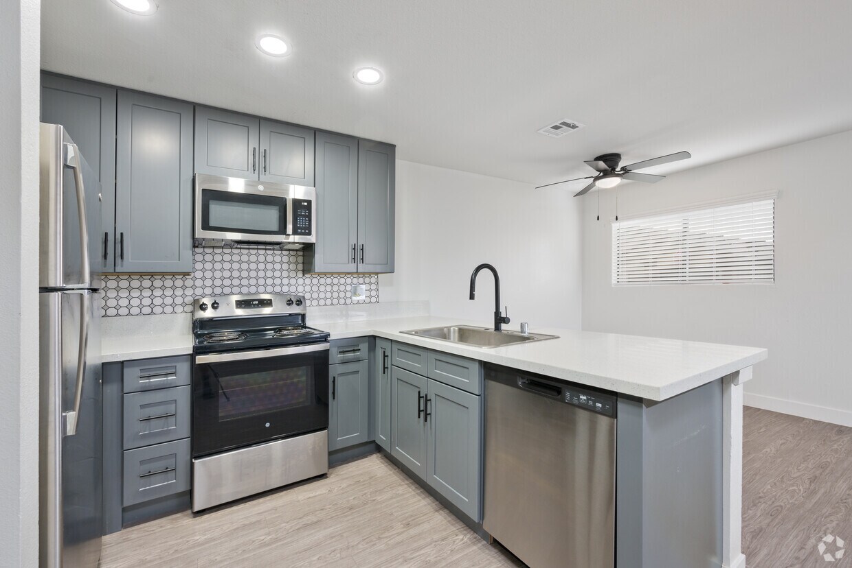 Foto principal - Country Club Apartments