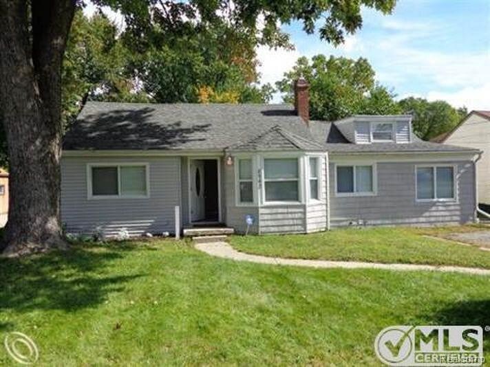 8962 Cardwell St, Livonia, MI 48150 House for Rent in Livonia, MI