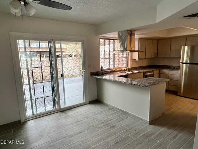 Building Photo - 232 Montego Bay Dr