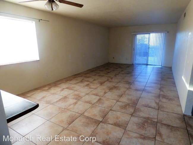 Building Photo - 2 br, 1.5 bath House - 1605 Telshor R