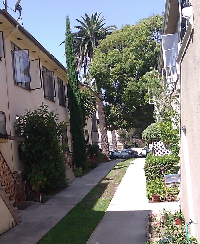 Building Photo - Gramercy Apartments