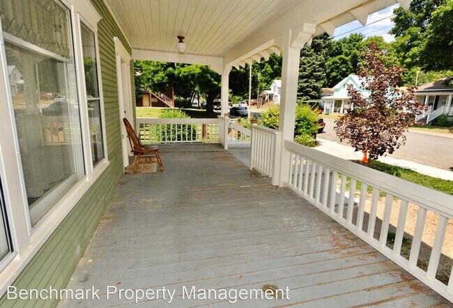 Building Photo - 3 br, 2 bath House - 711 N 2nd Street