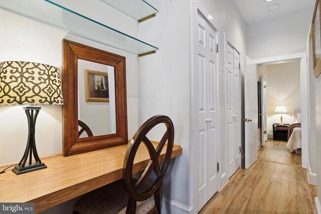 Foto del edificio - 1755 18th St NW