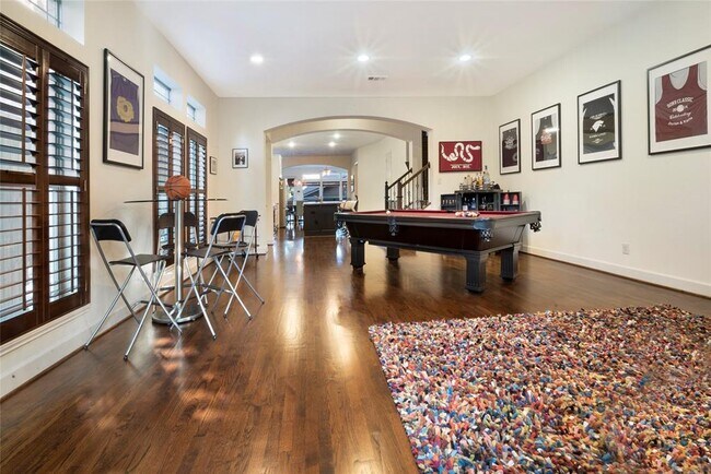 Foto del edificio - 2406 Knight St