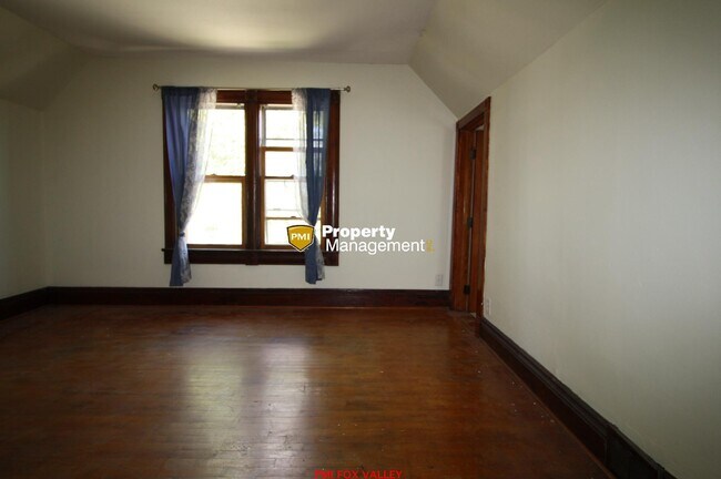Foto del edificio - 743 W 5th St