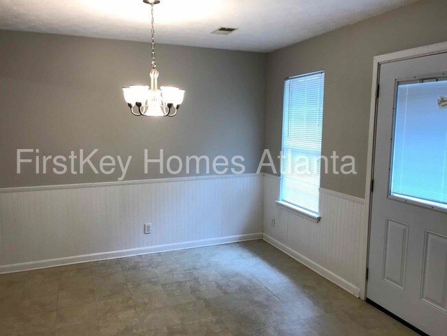 Building Photo - 4174 Timber Trace Rd