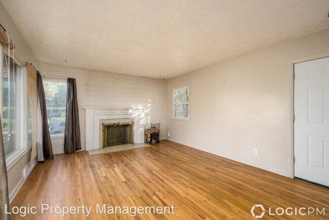 Building Photo - 3 br, 2 bath House - 4109 South 2700 East