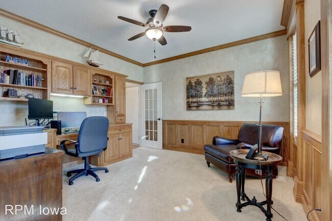 Building Photo - 4 br, 3.5 bath House - 4631 Timberline Drive
