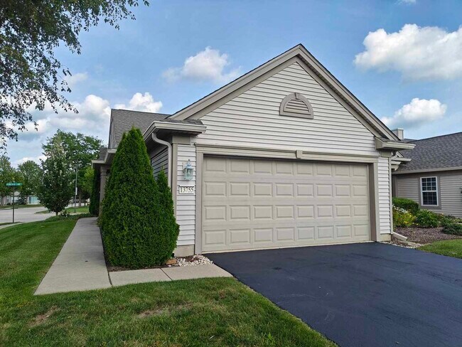 Foto del edificio - 13755 Briargate Dr