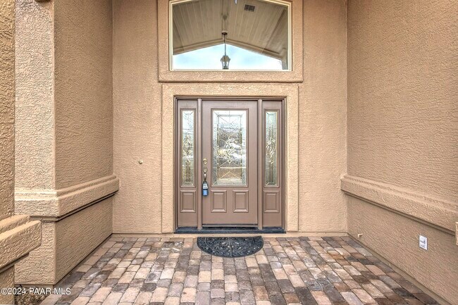 Building Photo - 7215 E Park Ridge Dr