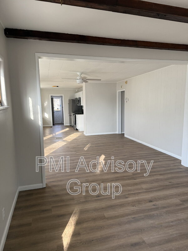 Building Photo - 1275 SW Mulvane St