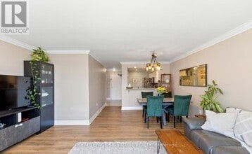 Building Photo - 3845-3845 Lake Shore Blvd W