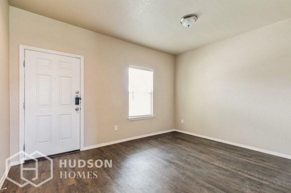 Building Photo - SELF TOUR NOW! - 3809 Colemans Run, Conver...