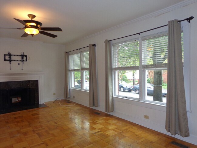 Building Photo - GHENT - 4 Bedroom Home with a Detached 2 Car Garage