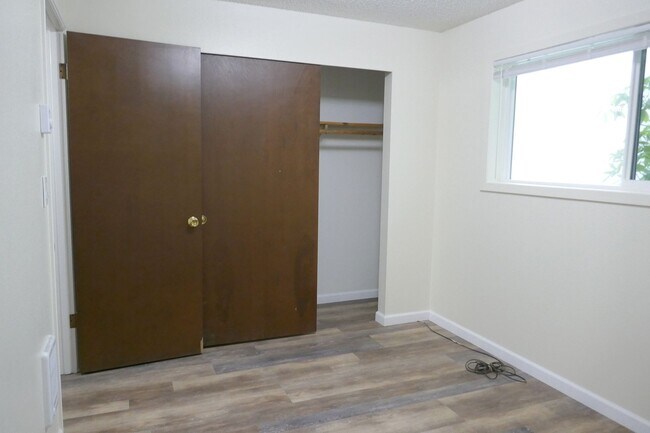 Foto del edificio - 3926 Grand Ave