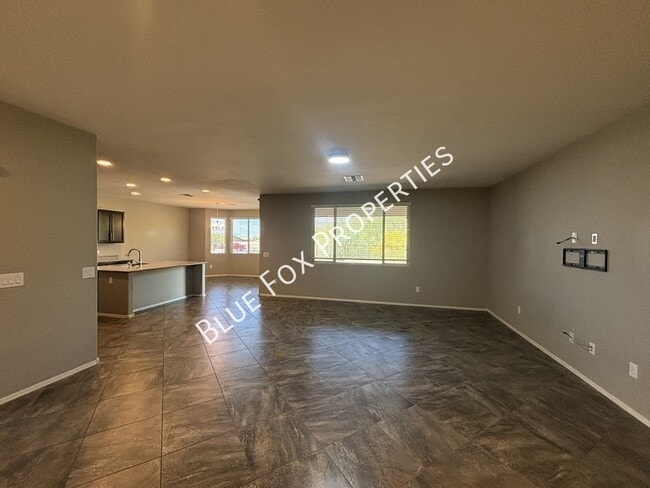 Building Photo - 3156 S Three D Ct